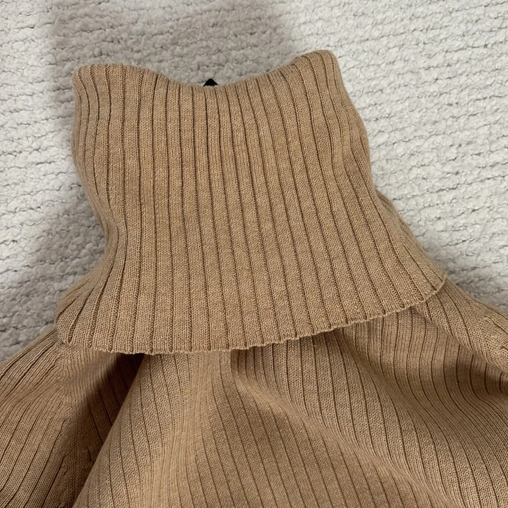 The Limited Ribbed Tan Turtleneck Sweater- NWOT- 100% Cotton - Picture 8 of 13